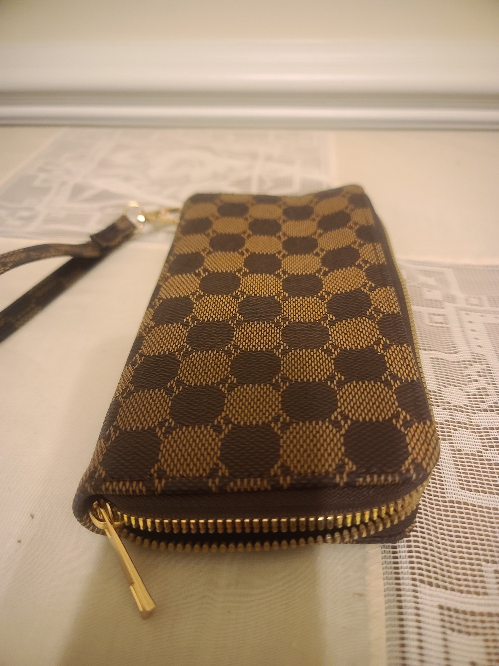 Brown Check Pattern  Zip Wristlet Wallet